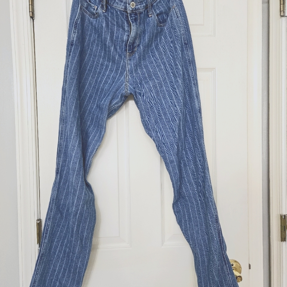 Ultra high rise mom jeans